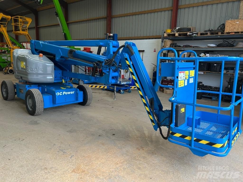Genie Z45/35J DC Ανυψωτήρες με αρθρωτό βραχίονα