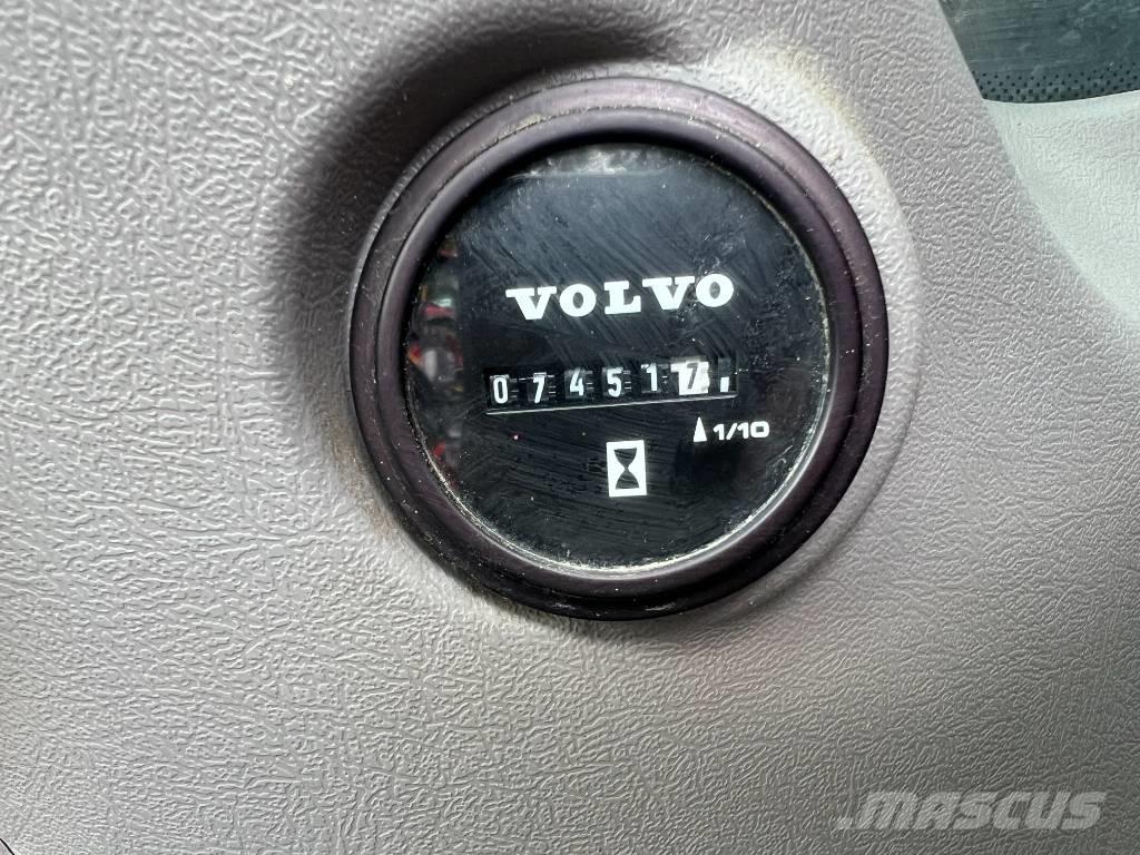 Volvo EC 200 E Εκσκαφείς με ερπύστριες