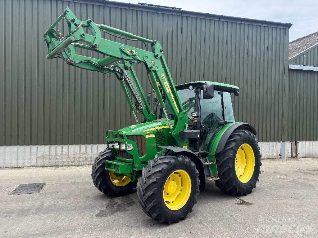 John Deere 5100 R Τρακτέρ