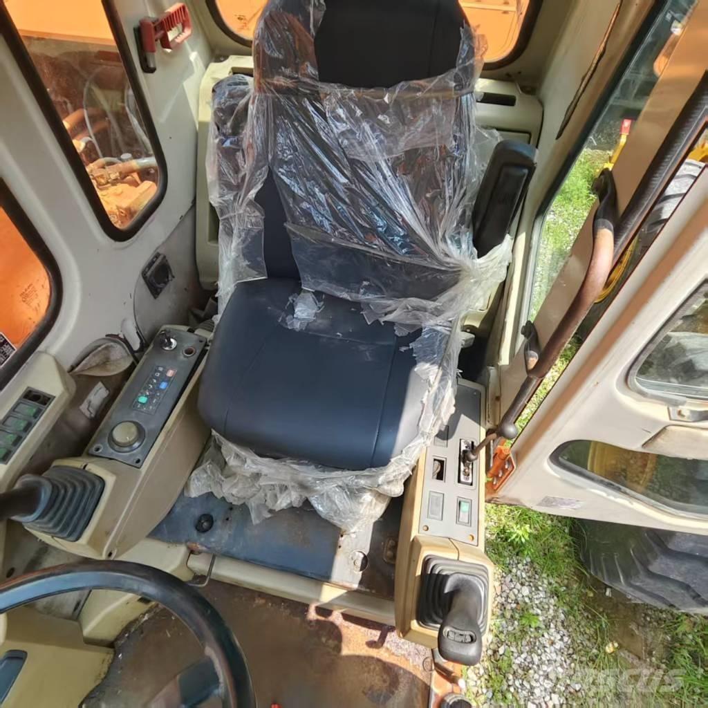 Doosan DH 210 W Εκσκαφείς με τροχούς - λάστιχα