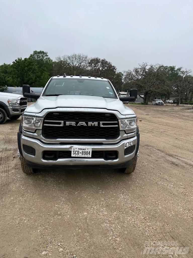 RAM 5500 Φορτηγά Kαρότσα με ανοιγόμενα πλαϊνά