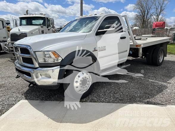 RAM 5500 SLT Φορτηγά Kαρότσα με ανοιγόμενα πλαϊνά