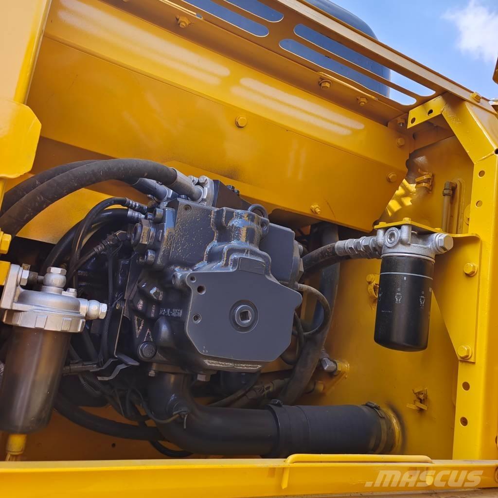 Komatsu PC 300 Εκσκαφείς με ερπύστριες