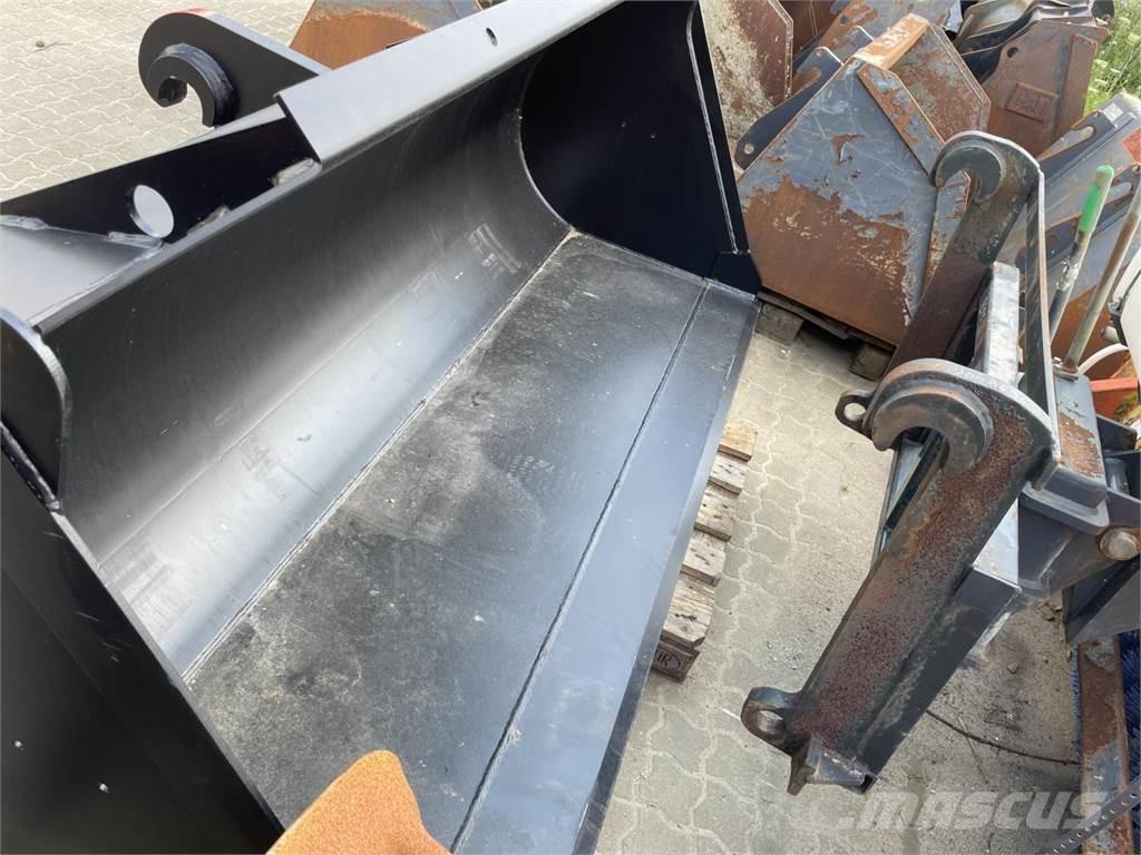 JST Læsseskovl, JST Κουβάδες