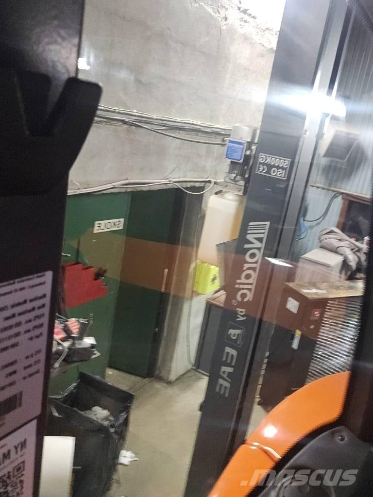 Hitachi ZX 95 W-7 Εκσκαφείς με τροχούς - λάστιχα