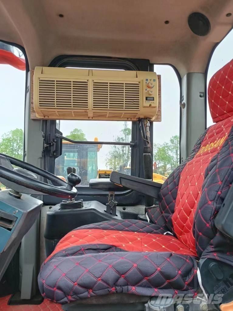 Doosan DL505 Φορτωτές με λάστιχα (Τροχοφόροι)