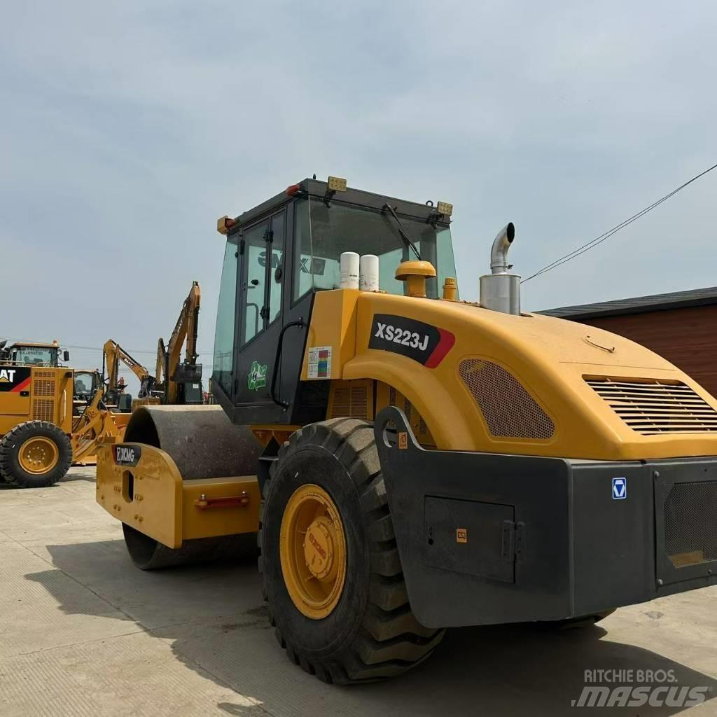 XCMG XS 223 J Οδοστρωτήρες μονού κυλίνδρου