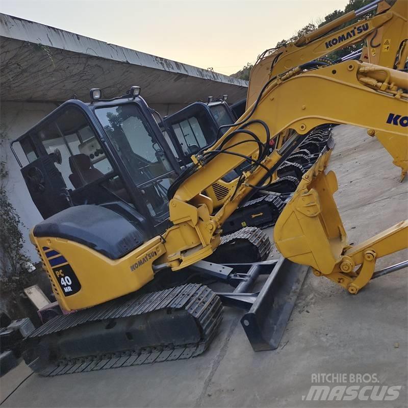 Komatsu PC 40 Εκσκαφάκι (διαβολάκι) < 7t