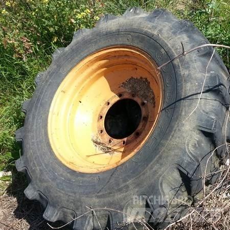Case 580 SLE Jante Ελαστικά και ζάντες