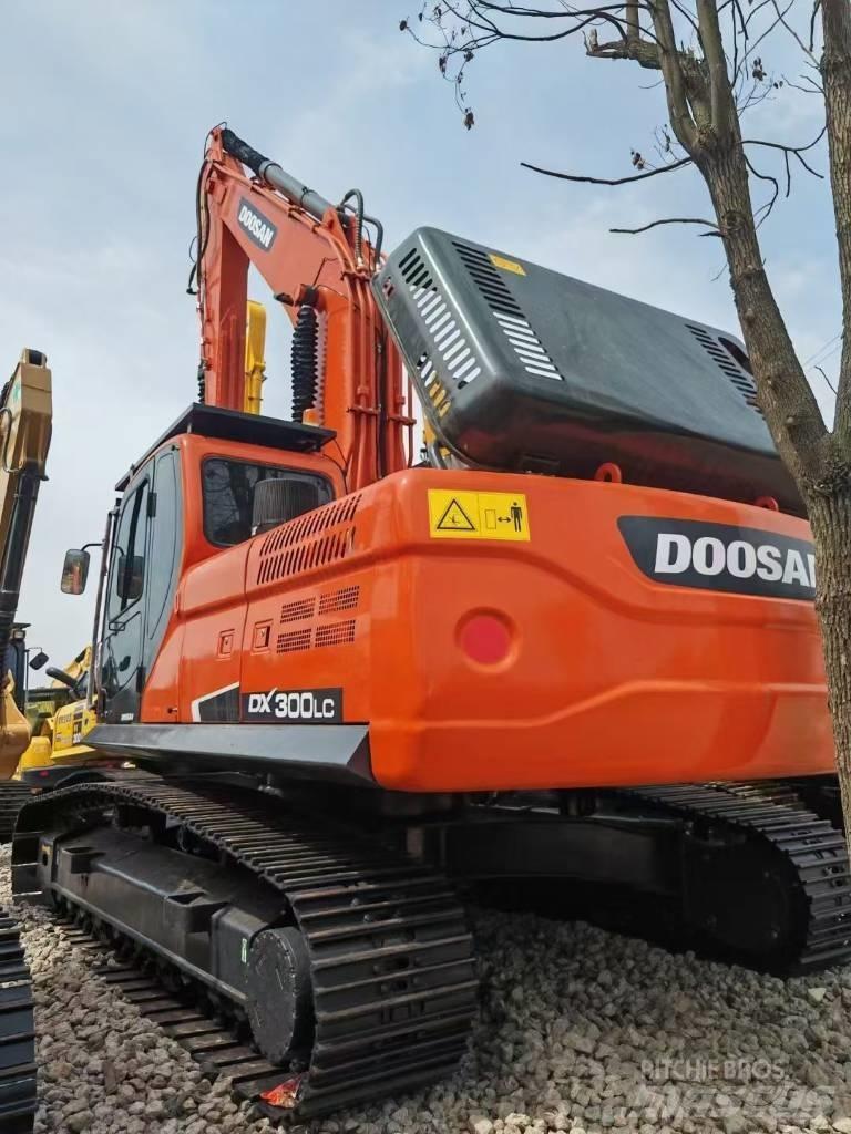 Doosan DX 300 LCA Εκσκαφείς με ερπύστριες