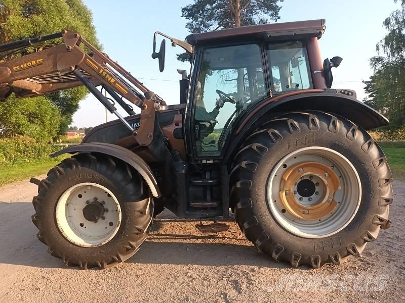 Valtra N 141 Τρακτέρ