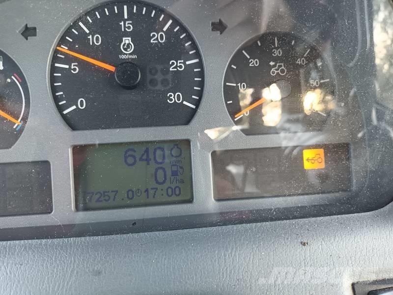 Valtra N 141 Τρακτέρ