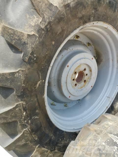 Michelin 20.8R38 Ελαστικά και ζάντες