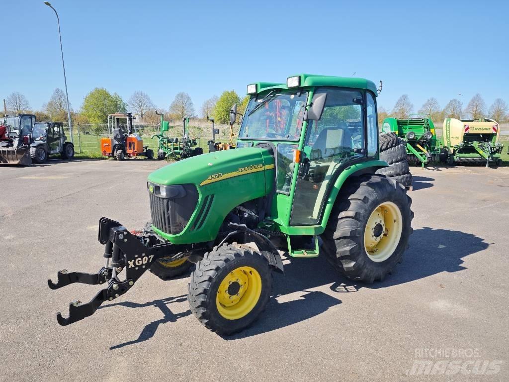 John Deere 4520 Τρακτέρ μικρών διαστάσεων