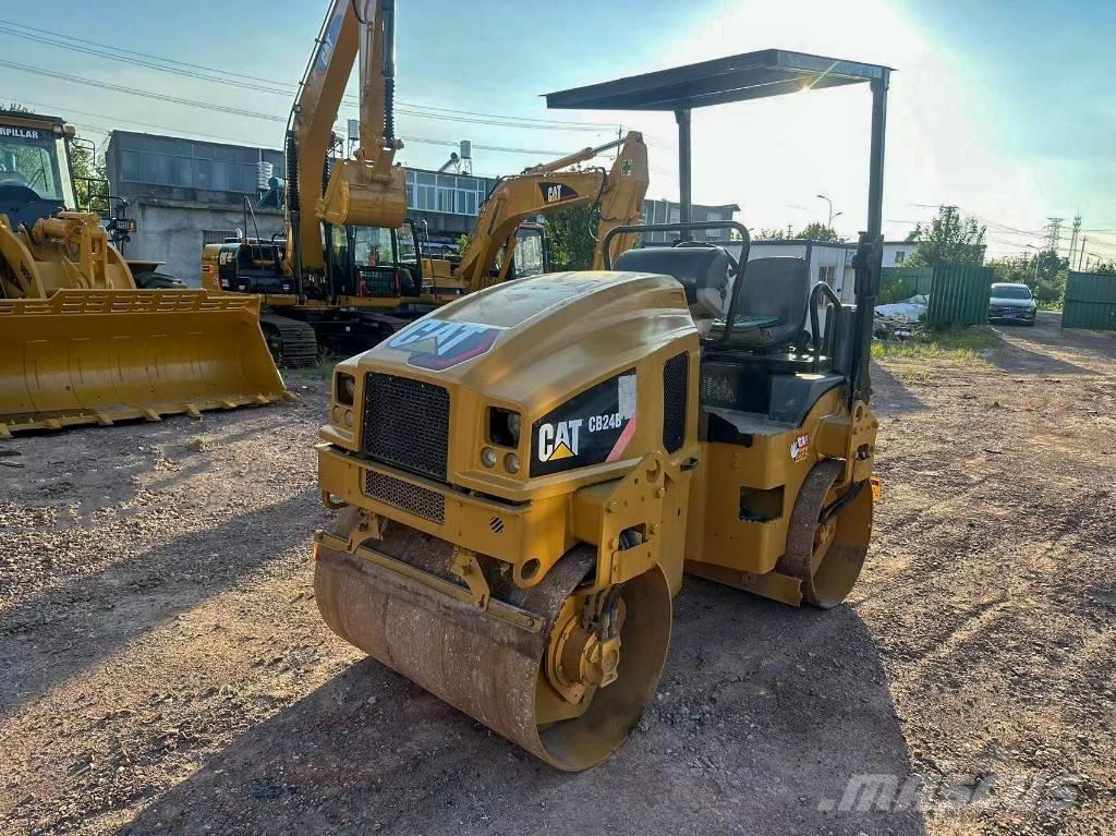 CAT CB 24 B Οδοστρωτήρες διπλού κυλίνδρου