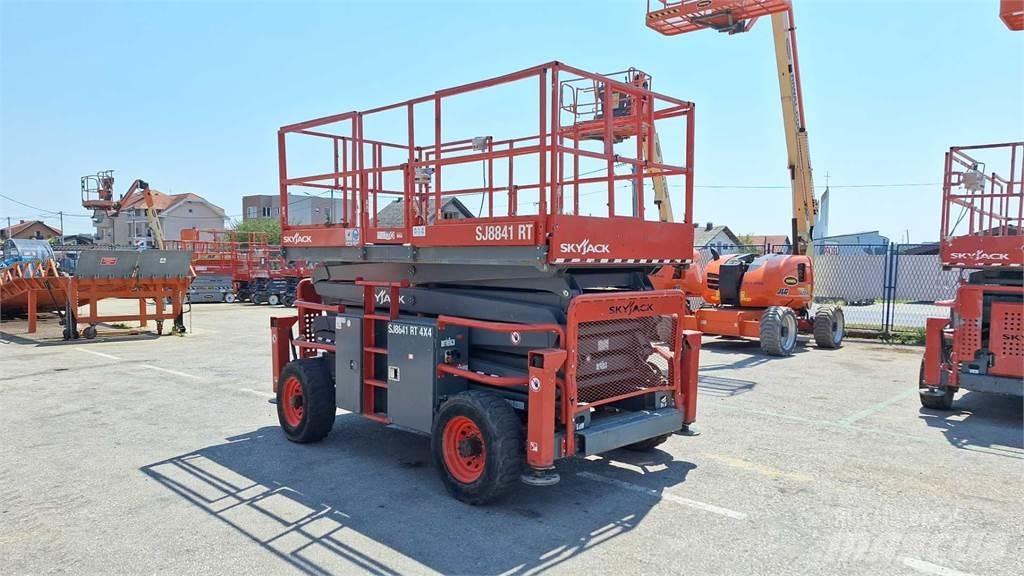 SkyJack 8841RT Ανυψωτήρες ψαλιδωτής άρθρωσης