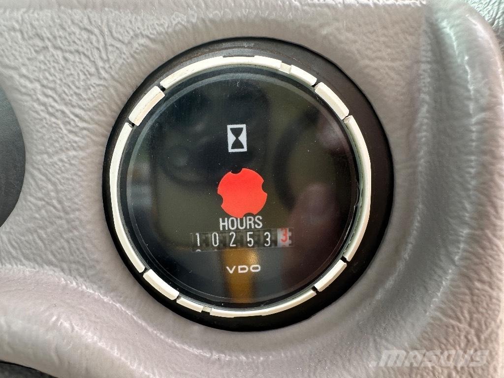 Volvo L 220 G Φορτωτές με λάστιχα (Τροχοφόροι)