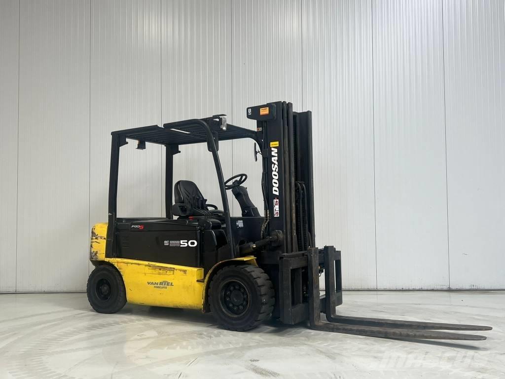 Doosan B50X-5 Ηλεκτρικά περονοφόρα ανυψωτικά κλαρκ