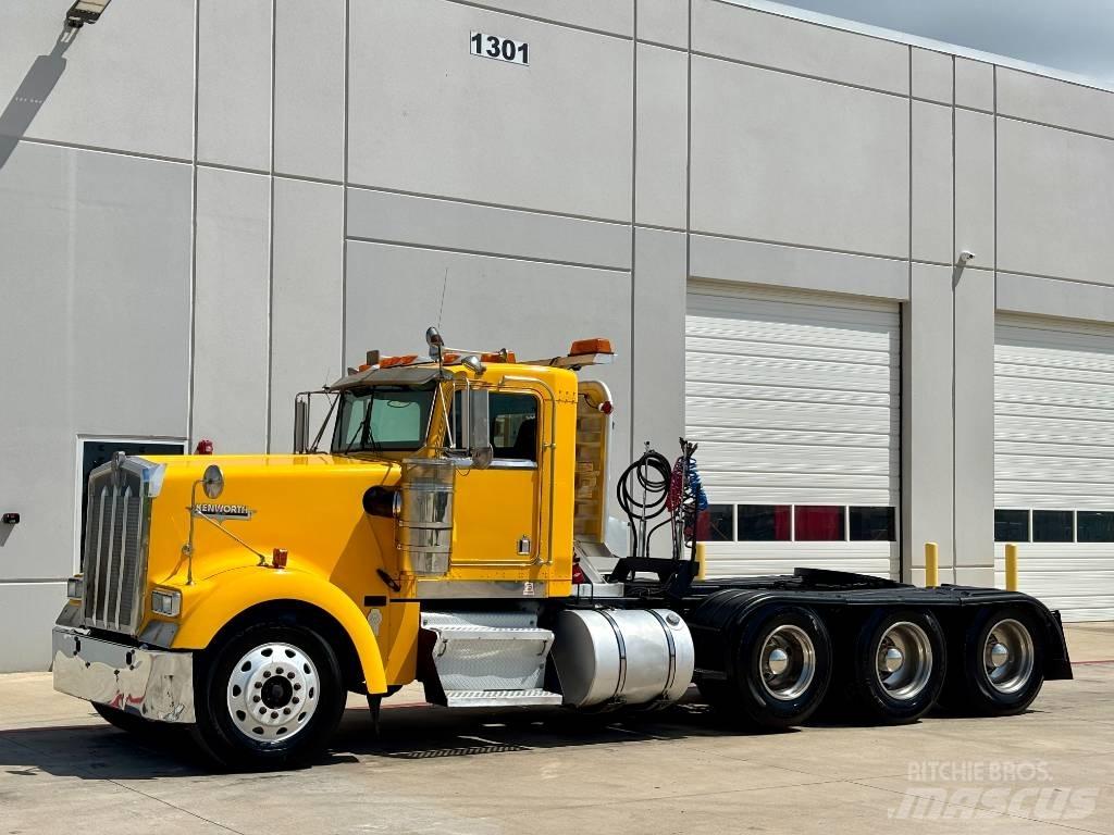 Kenworth W 900 Τράκτορες