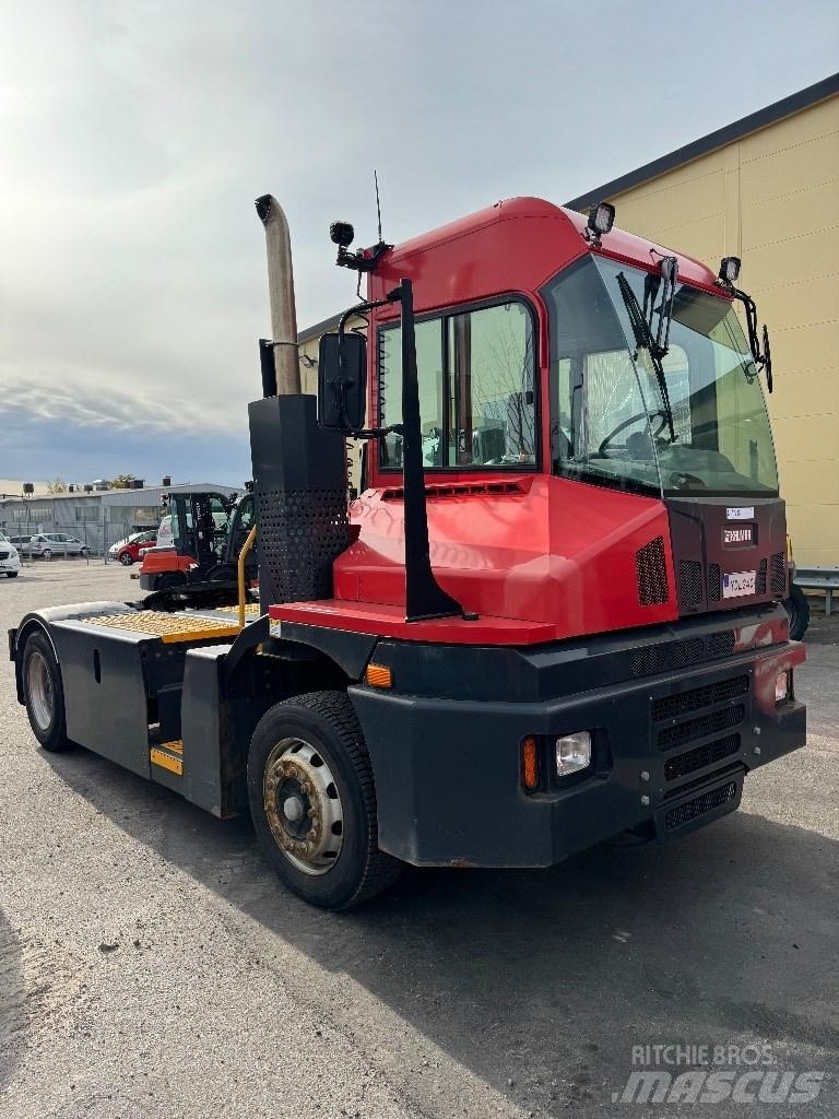 Kalmar T2 Φορτηγά ρυμούλκησης