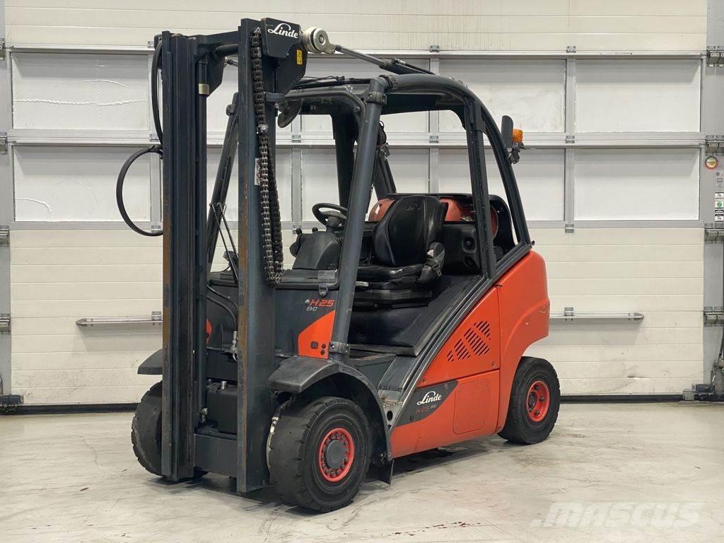 Linde H25T-02 Περονοφόρα ανυψωτικά κλαρκ με φυσικό αέριο LPG
