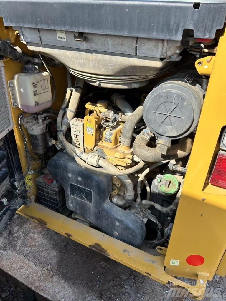 CAT 262 D Φορτωτάκια