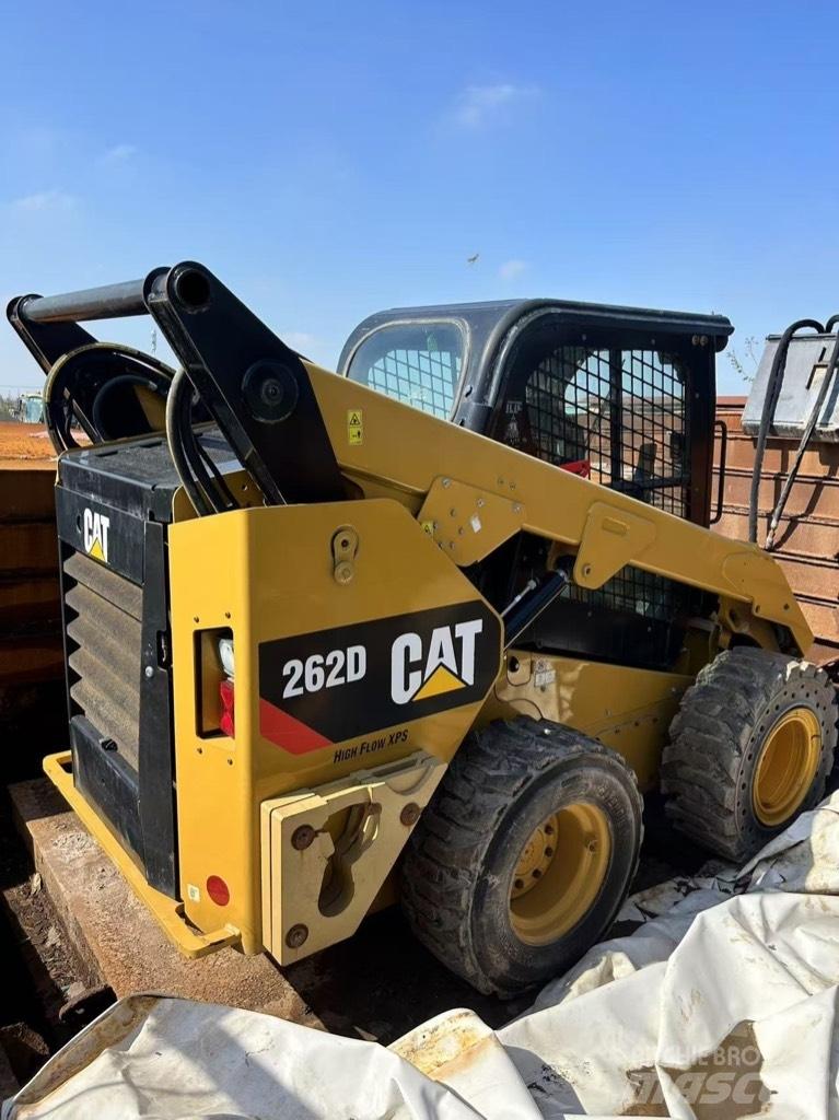 CAT 262 D Φορτωτάκια