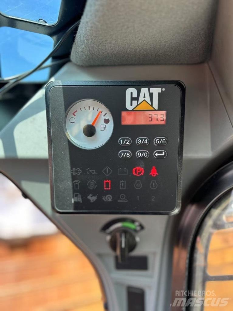 CAT 262 D Φορτωτάκια