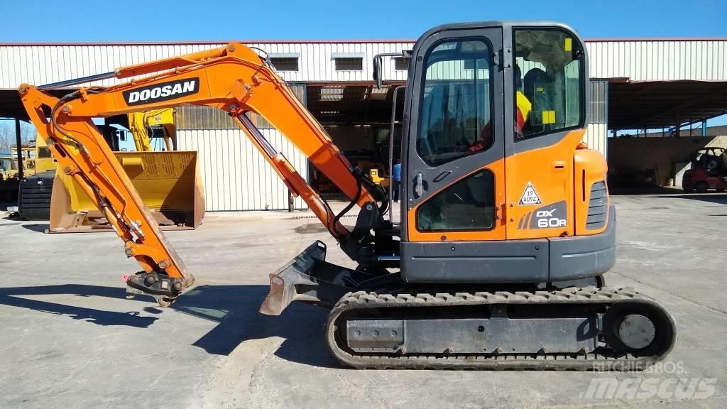 Doosan DX 60 R Εκσκαφάκι (διαβολάκι) < 7t