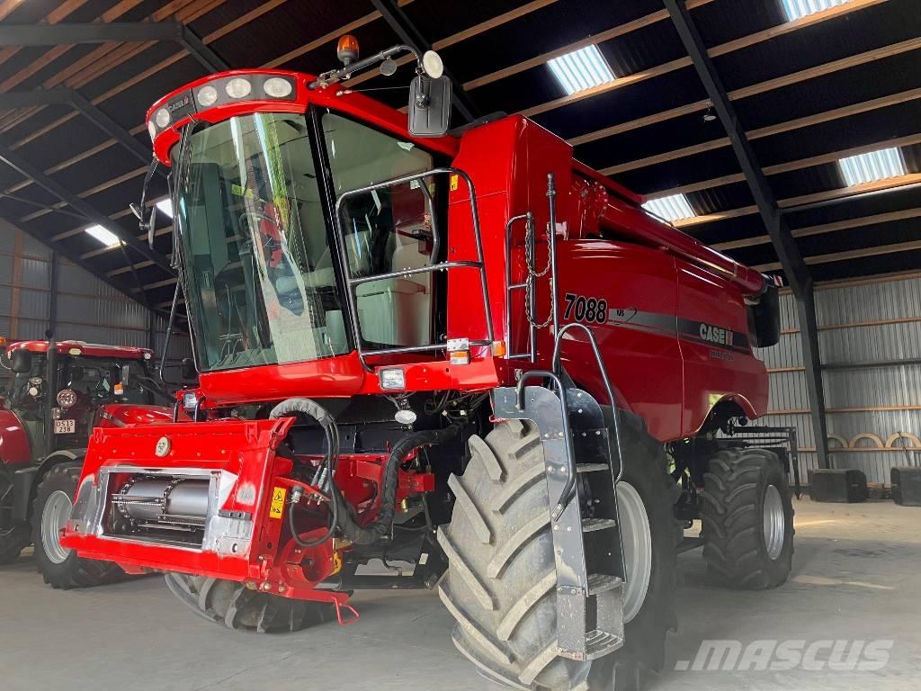 Case IH 7088 Θεριζοαλωνιστικές μηχανές