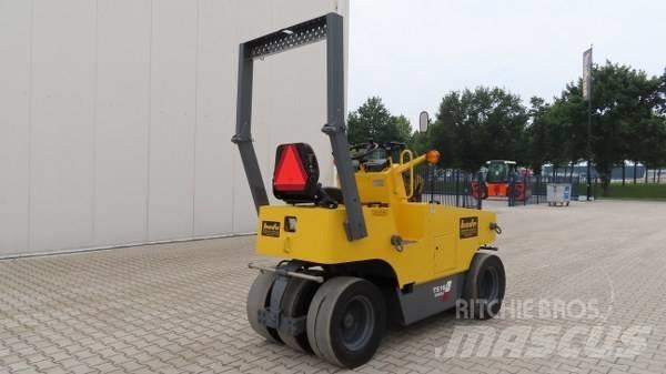 Sakai TS 160 Κύλινδροι με επίσωτρα με αέρα