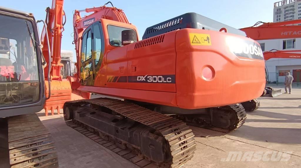 Doosan DX 300 LC Εκσκαφείς με ερπύστριες