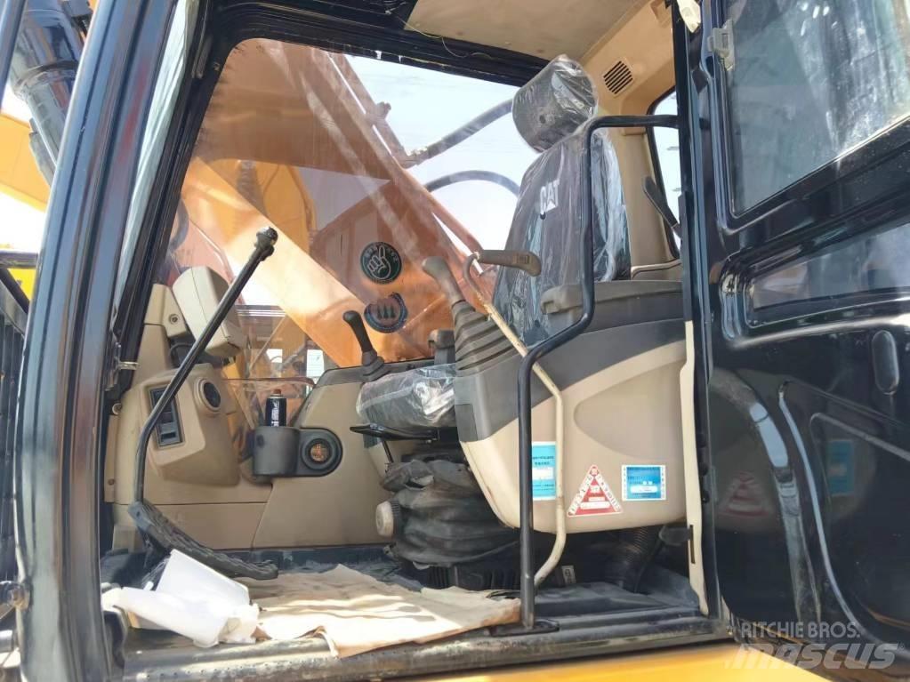 CAT 330 Εκσκαφείς με ερπύστριες