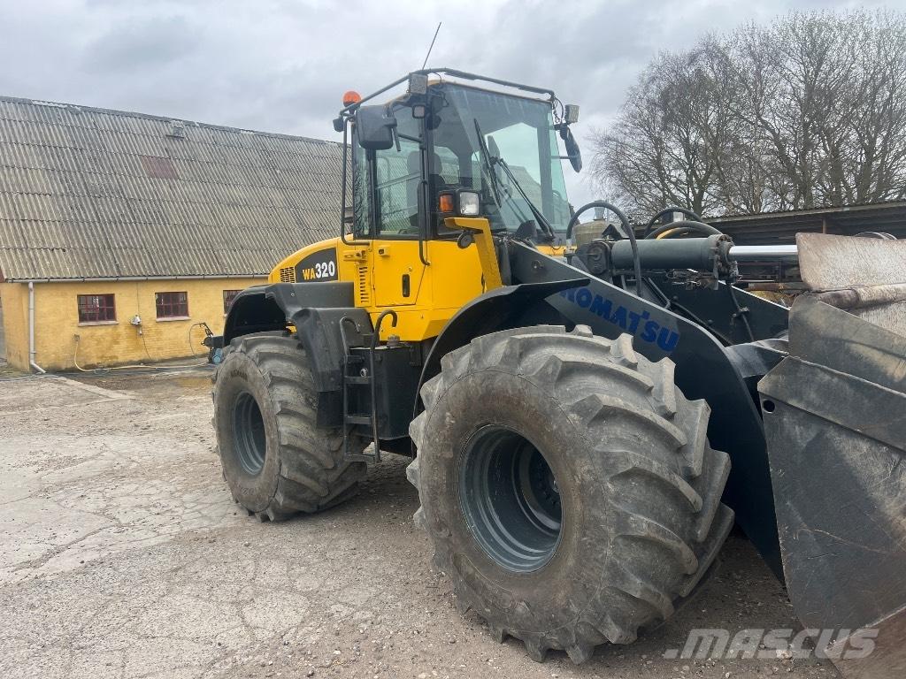 Komatsu WA 320-5 Φορτωτές με λάστιχα (Τροχοφόροι)