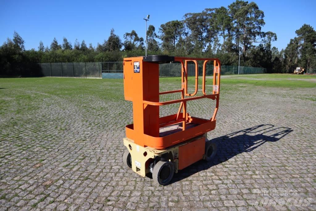 JLG 1230 ES Ανυψωτήρες με κατακόρυφους πυλώνες