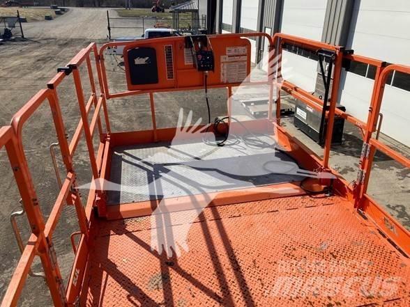 JLG 430LRT Ανυψωτήρες ψαλιδωτής άρθρωσης