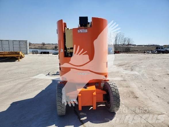 JLG E300AJP Ανυψωτήρες με αρθρωτό βραχίονα