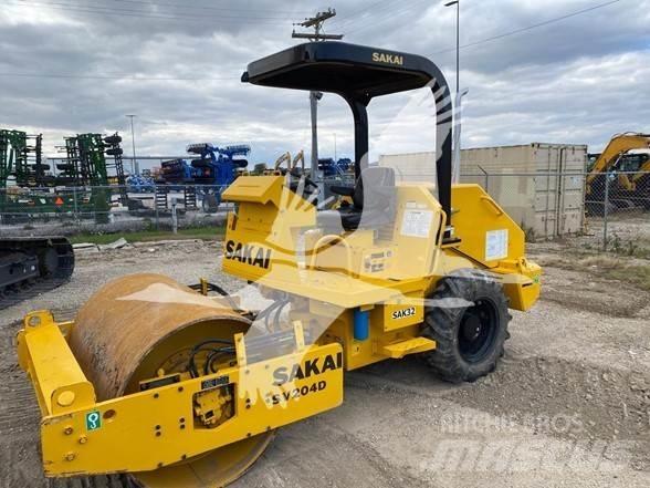 Sakai SV204D Οδοστρωτήρες μονού κυλίνδρου