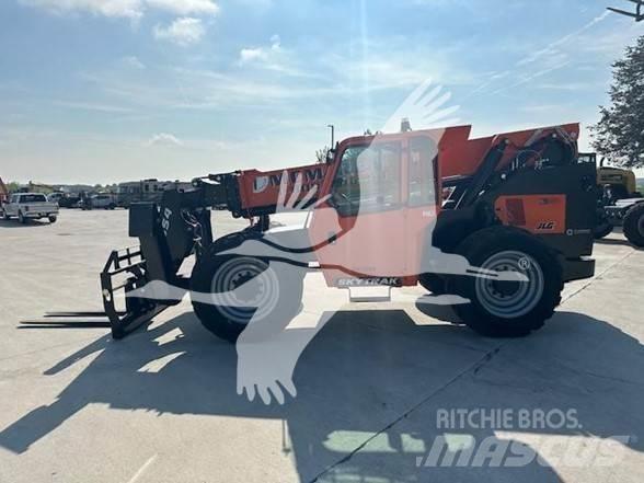 SkyTrak 10054 Τηλεσκοπικοί ανυψωτές