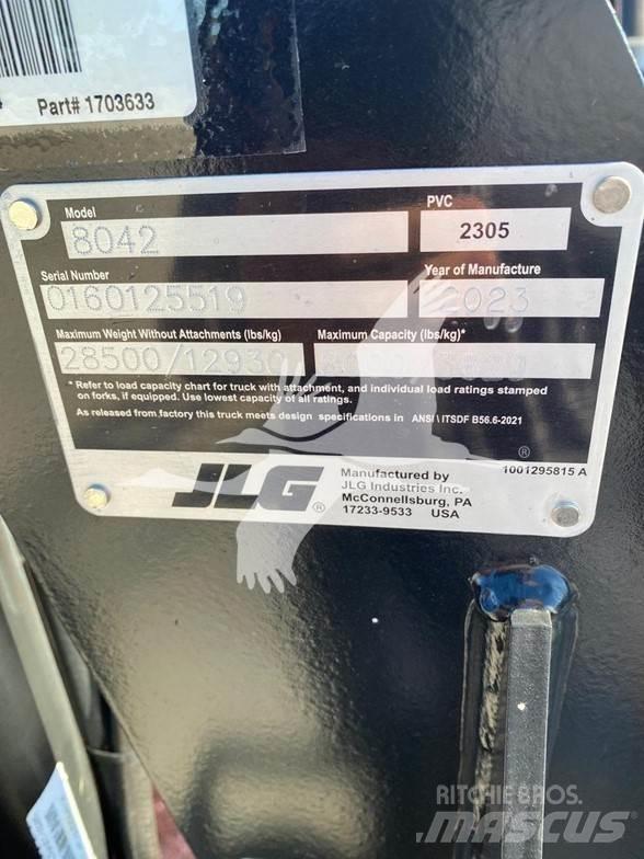 SkyTrak 8042 Τηλεσκοπικοί ανυψωτές