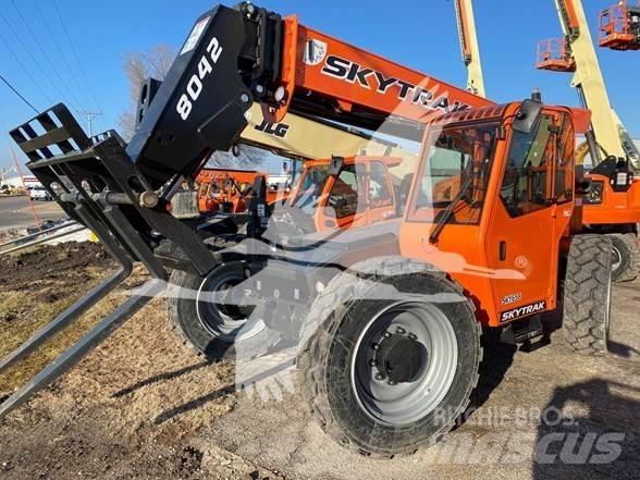 SkyTrak 8042 Τηλεσκοπικοί ανυψωτές
