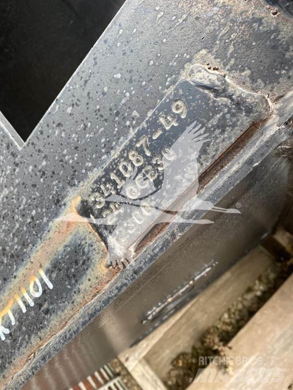 TAG SK85CS-7 Κουβάδες
