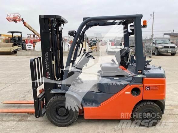 Toyota 8FGU25 Πετρελαιοκίνητα Κλαρκ