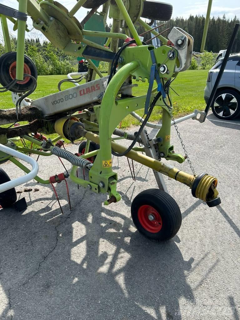 CLAAS Volto 800 Τσουγκράνες και χορτοξηραντικές μηχανές