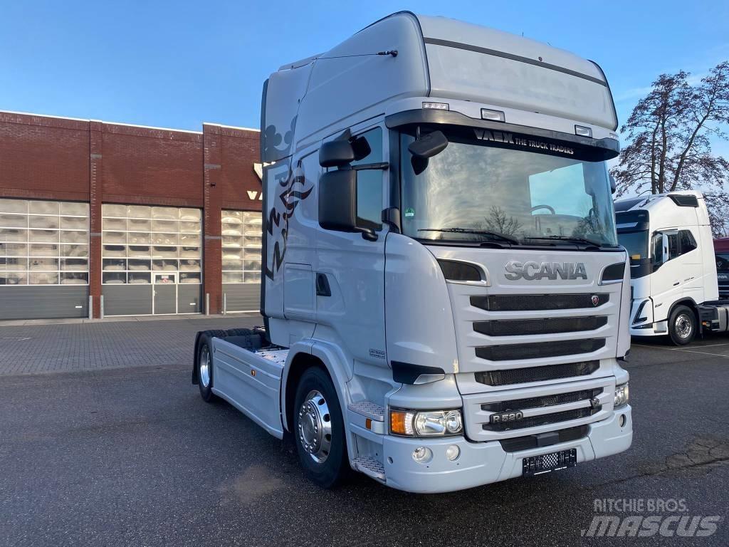 Scania R 520 Τράκτορες
