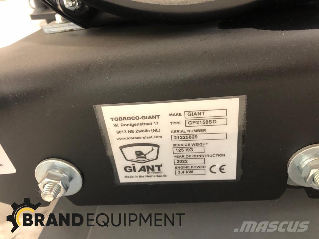 GiANT GP2158SD Επίπεδοι κόπανοι