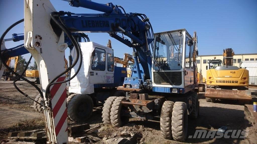 Liebherr A900 Εκσκαφείς με τροχούς - λάστιχα