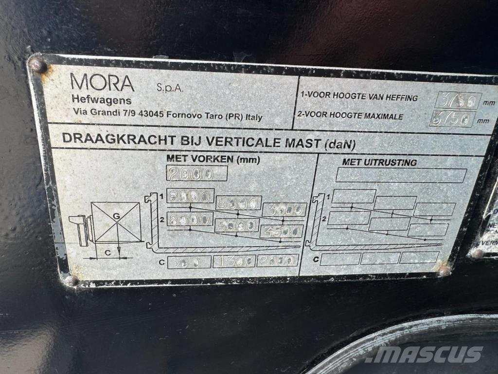 Mora M 80 C Πετρελαιοκίνητα Κλαρκ