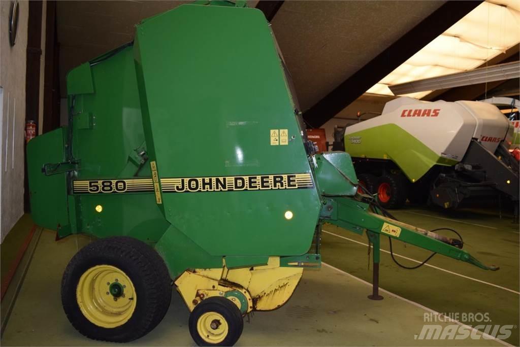 John Deere 580 Πρέσες κυλινδρικών δεμάτων