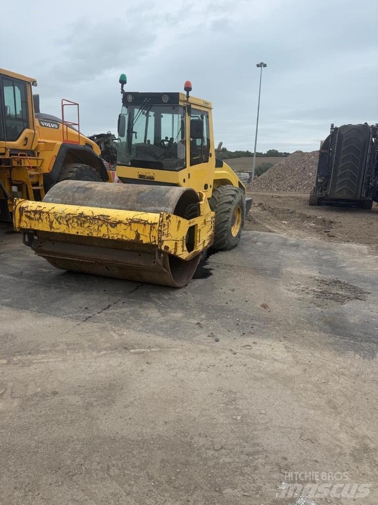 Bomag BW 213 D H-4 Οδοστρωτήρες μονού κυλίνδρου